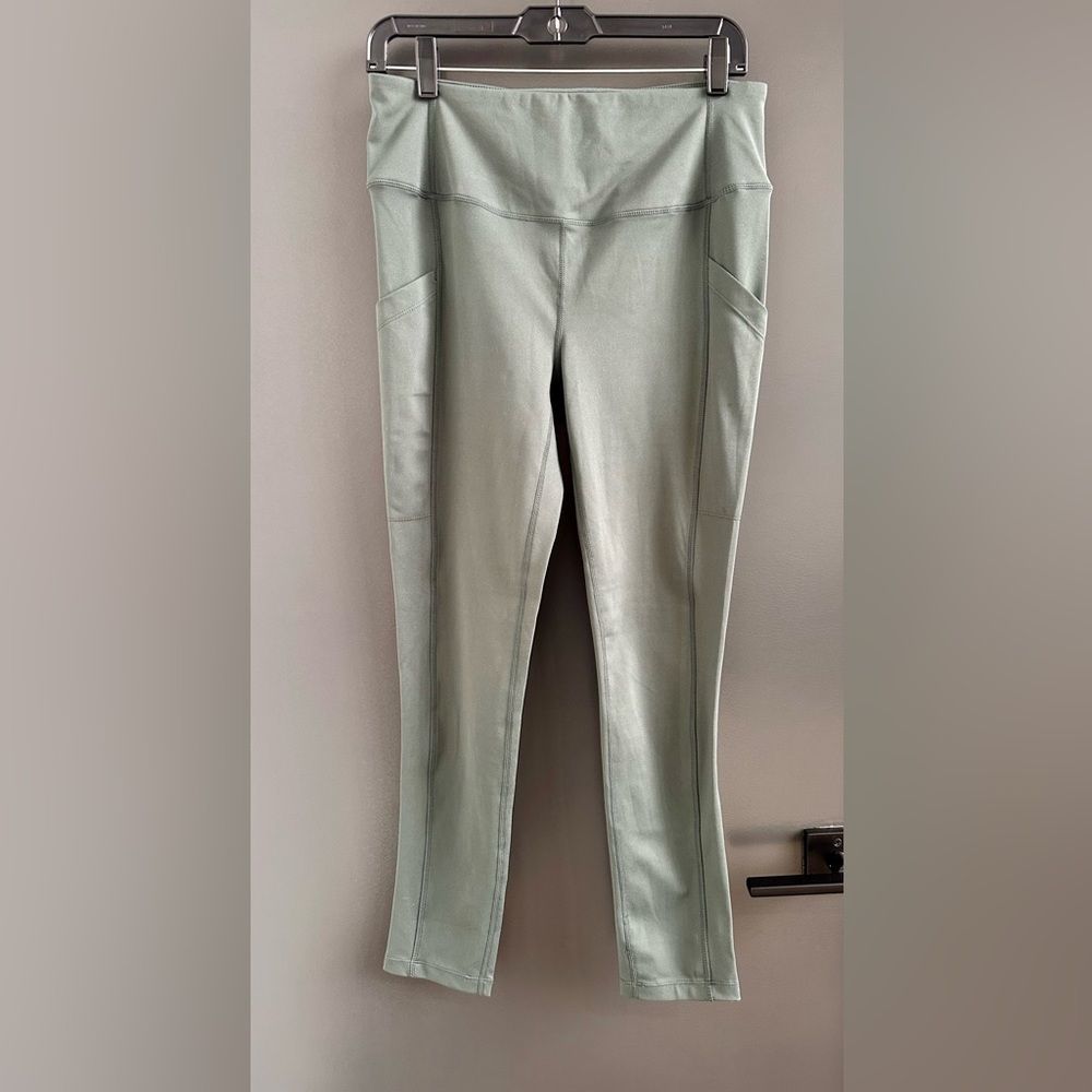 32 Degrees leggings Medium.